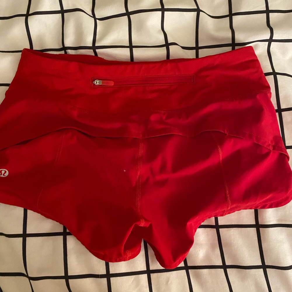 Lululemon speed up low rise lined short 2.5
